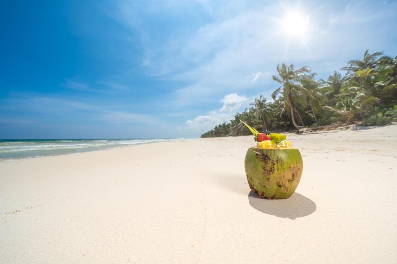 Mistiq Hotel Tulum Pueblo Buitenkant foto